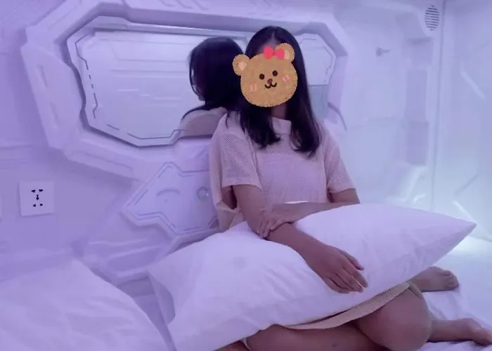 Mermaid Space Capsule אכסניה פלרמו