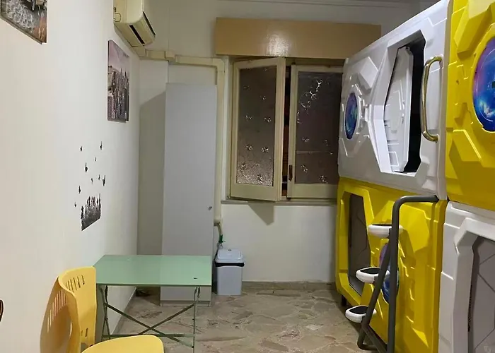 Mermaid Space Capsule * פלרמו