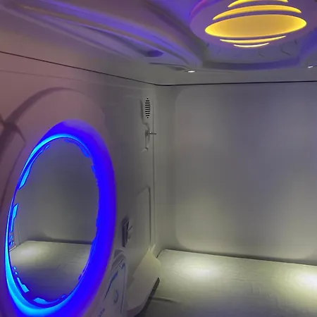 Hostel Mermaid Space Capsule