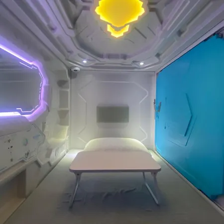 Mermaid Space Capsule Hostel Palermo