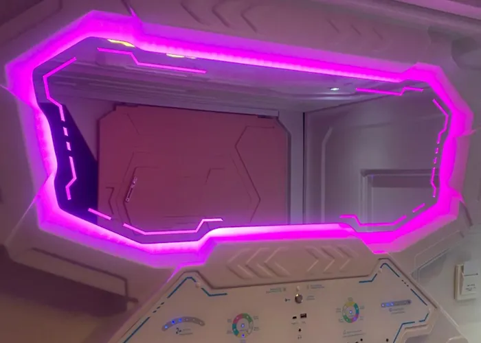 Hostel Mermaid Space Capsule