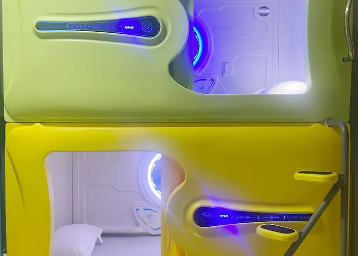 Hostel Mermaid Space Capsule Palermo