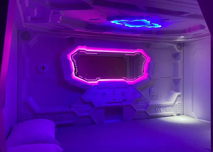 Mermaid Space Capsule Hostel Palermo